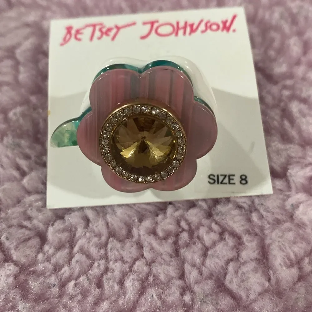 BETSEY Johnson Flower Jewel Ring